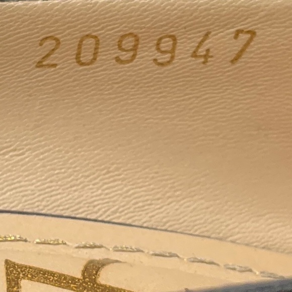 YVES SAINT LAURENT BLACK LEATHER TRIBTOO PLATFORM PUMP - Picture 9 of 9